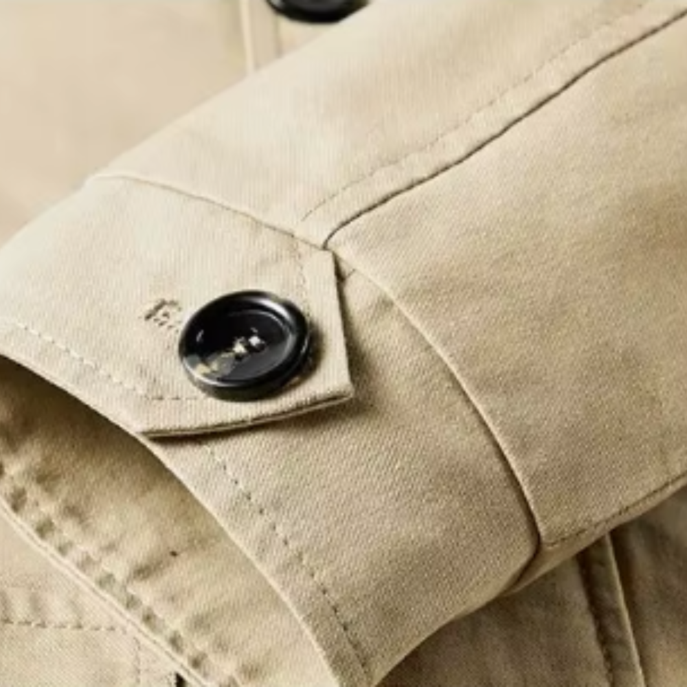 Elegante chaqueta multibolsillos
