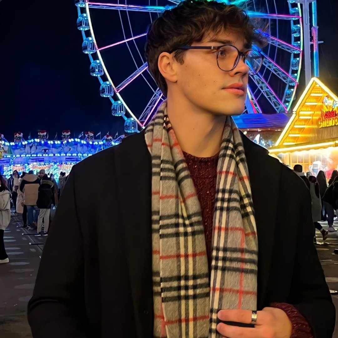 Heirloom Check Scarf