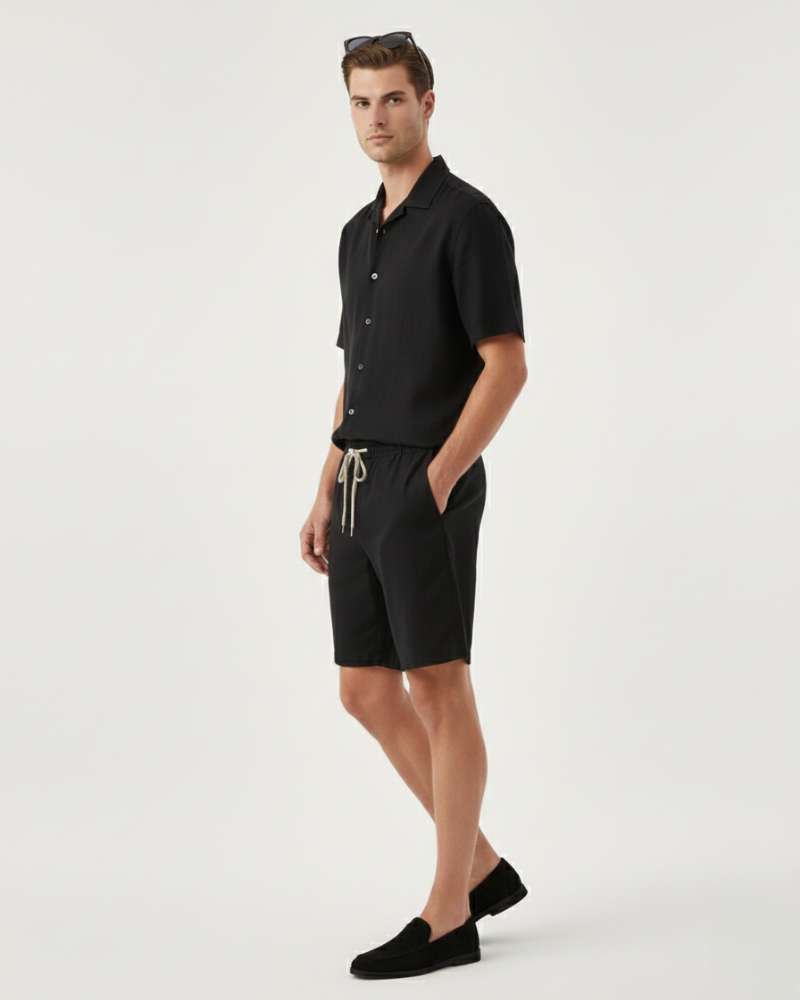 Monarch Avalon Black