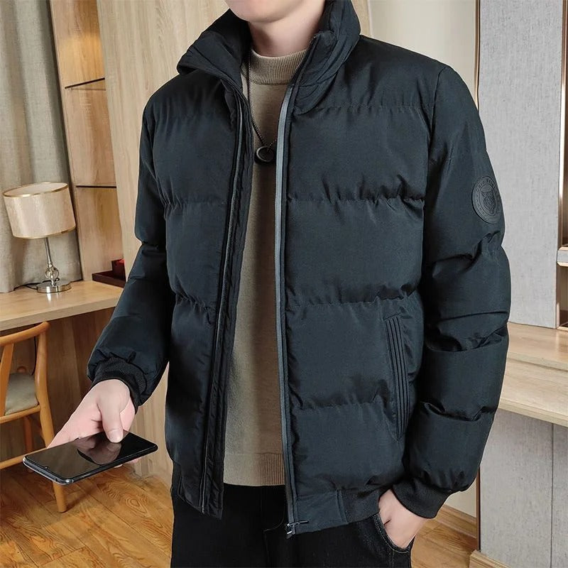 Elegante chaqueta cortaviento para hombre