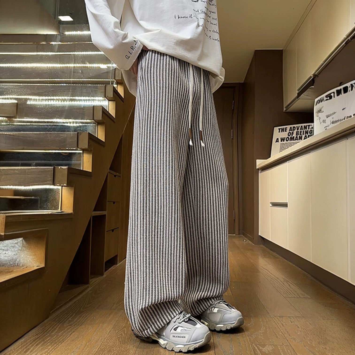 Elio | Textured Wide-Leg Pants