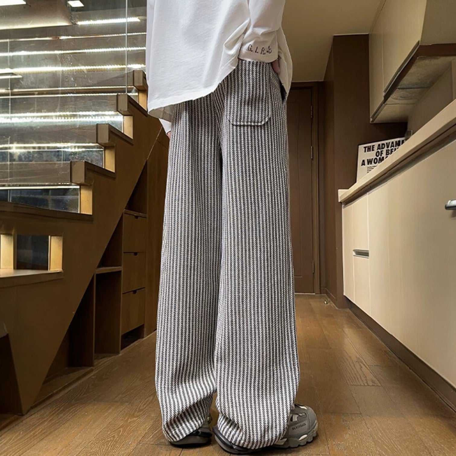 Elio | Textured Wide-Leg Pants